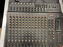 Analog Mixer Tascam M-1016