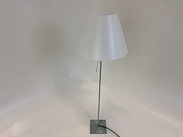 Golvlampa Costanza Paolo Rizzatto Luceplan. Ord. pris inkl. moms ca 6340 kr