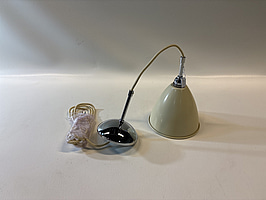 Taklampa Gubi Bestlite BL9. Ord. pris inkl. moms: ca 4799 kr.
