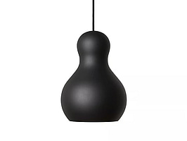 Taklampa Fritz hansen Calabash P1 svart. Ord. pris inkl. moms: ca 3595 kr.