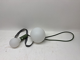 2 st. Lampor Fermob Aplô H24 och Fatboy Bolleke. Ord. pris inkl. moms: ca 1700 kr.