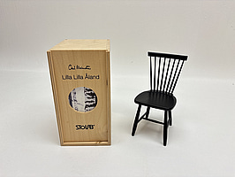 Miniatyrstol Stolab Lilla Lilla Åland. Limited Edition - numrerad. Ord. pris inkl. moms: ca 1225 kr.