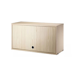 Överskåp String, Ask 78 cm. Ord. pris inkl. moms: ca 4249 kr.