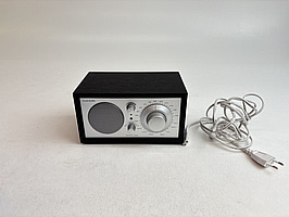 Radio Tivoli Audio Model one grå/svart.