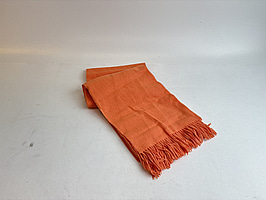 Filt Elvang orange sorbet Alpacka/ull. Ord. pris inkl. moms: ca 1299 kr.