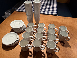 Kaffemuggar Figgjo Norway & Blocho, med fat