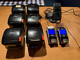 6 st. ANCON/Sam4S GIANT‑100D kvittoskrivare + 2 st. Ingenico iWL‑terminaler