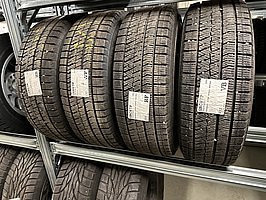 4 st. Vinterhjul Bridgestone 215/65R16