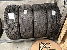 4 st. Vinterhjul, Bridgestone 215/60R17