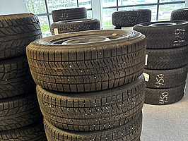 4 st. Vinterhjul Bridgestone  215/65r16 102S