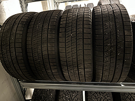 4 st. Vinterhjul Bridgestone 205/55 R16 94T