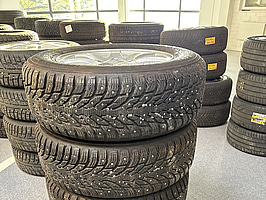4 st. Vinterhjul Nokian 215/65R16