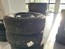 4 st. Vinterhjul Nokian 215/65R16 102R XL