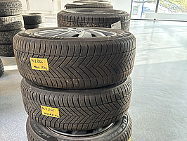 4 st. Vinterdäck Tracmax 215/60R16