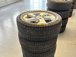 4 st. Vinterhjul Bridgestone 205/55R16 94T