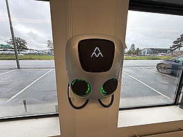 Laddstation till elbil laddare Aura 1/3 phase