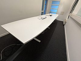 Konferensbord Isku