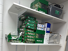 Toners, kopieringspapper och kablage