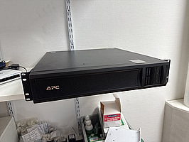 Rack APC SMX1000F