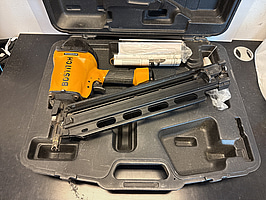 Bostitch spikpistol magnesium