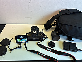 Canon EOS M50 systemkamera med tillbehör