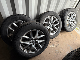 Vinterhjul Volvo 18-tum SUV (dubbade)