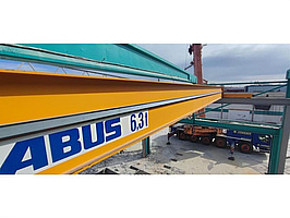 Traversbalk Abus 6.3 ton med 2 st. tillhörande transportbanor