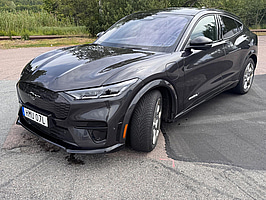 Ford Mustang Mach-E GT, 487hk, 2021 Regnr. HMU07L