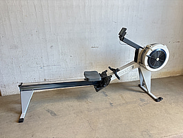 Roddmaskin Concept 2 Model E med PM5 display