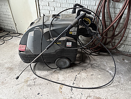 Hetvattentvätt Kärcher Professional