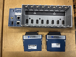 NI 9201 8-kanals analog ingång 2 styck med chassi cDAQ-9189