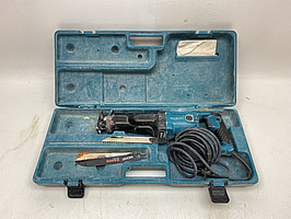Tigersåg Makita JR3050T