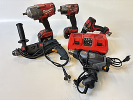 Paket med diverse verktyg