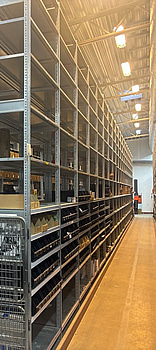 Lagerhyllsystem SSI Schaefer 60 x 130 cm. höjd 297 cm. 9 sektioner.