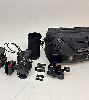 Kamera Canon, EOS C300 inkl. objektiv Tokina 50-135mm T3 och tillbehör