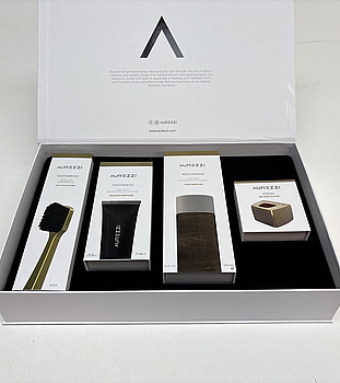 Tandvårdskit med guld Aurezzi