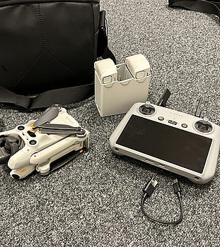 Drönare DJI Mini 4 Pro, Ultra Light 249 g, inkl. fjärrkontroll, batterier och väska