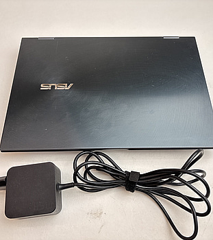 Bärbar dator Asus ZenBook UX363E. OBS! Inget OS