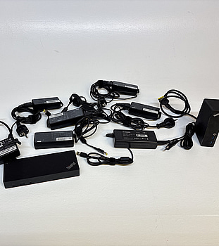 Parti med lenovo laddare inkl. 2 st. dock