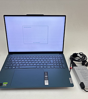 Bärbar dator Lenovo Yoga 9i 15,6 tum