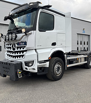 Tridemväxlare Mercedes-Benz  963-8-H Arocs 3751 -2023 | JOAB L24 | Plogutrustad