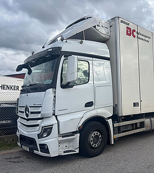 Kylbil Mercedes Benz Actros -2023