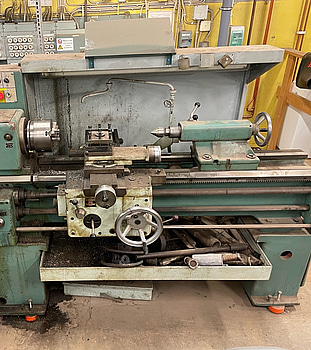 Universalsvarv TOS Trenčín SN 40–50B