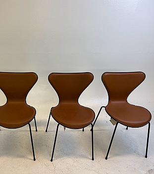 4 st. Stolar Fritz Hansen, sjuan 3107, Totalt ord. pris inkl. moms: ca 41900 kr