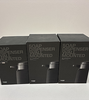 3 st. Tvålpumpar med väggfäste Vipp 9w. Ord. pris inkl. moms: ca 3885 kr.