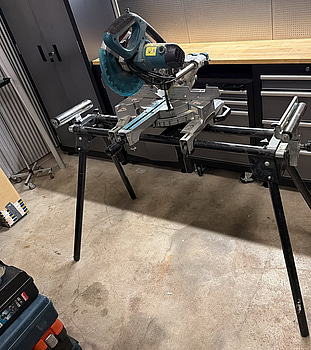 Kap- och gersåg Makita LS0815FL