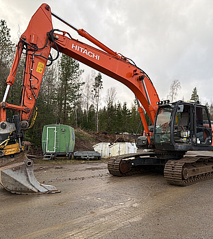 Grävmaskin Hitachi ZX250LC-5B -2013 | Engcon