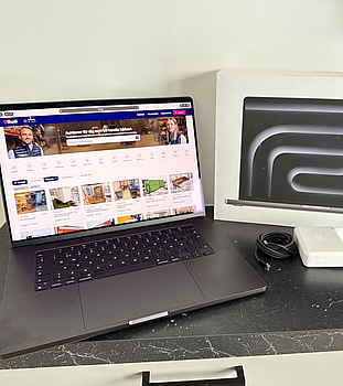 MacBook Pro 16-tums, M4 Pro-chip, 24 GB, 512 GB -2025