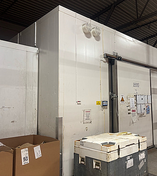 Frysrum 14 x 9 m. höjd 3,8 m.