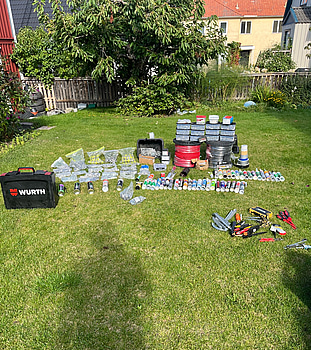Parti med skruv, kablage, verktyg & förbrukningsmaterial m.m. (Solcellsföretag)